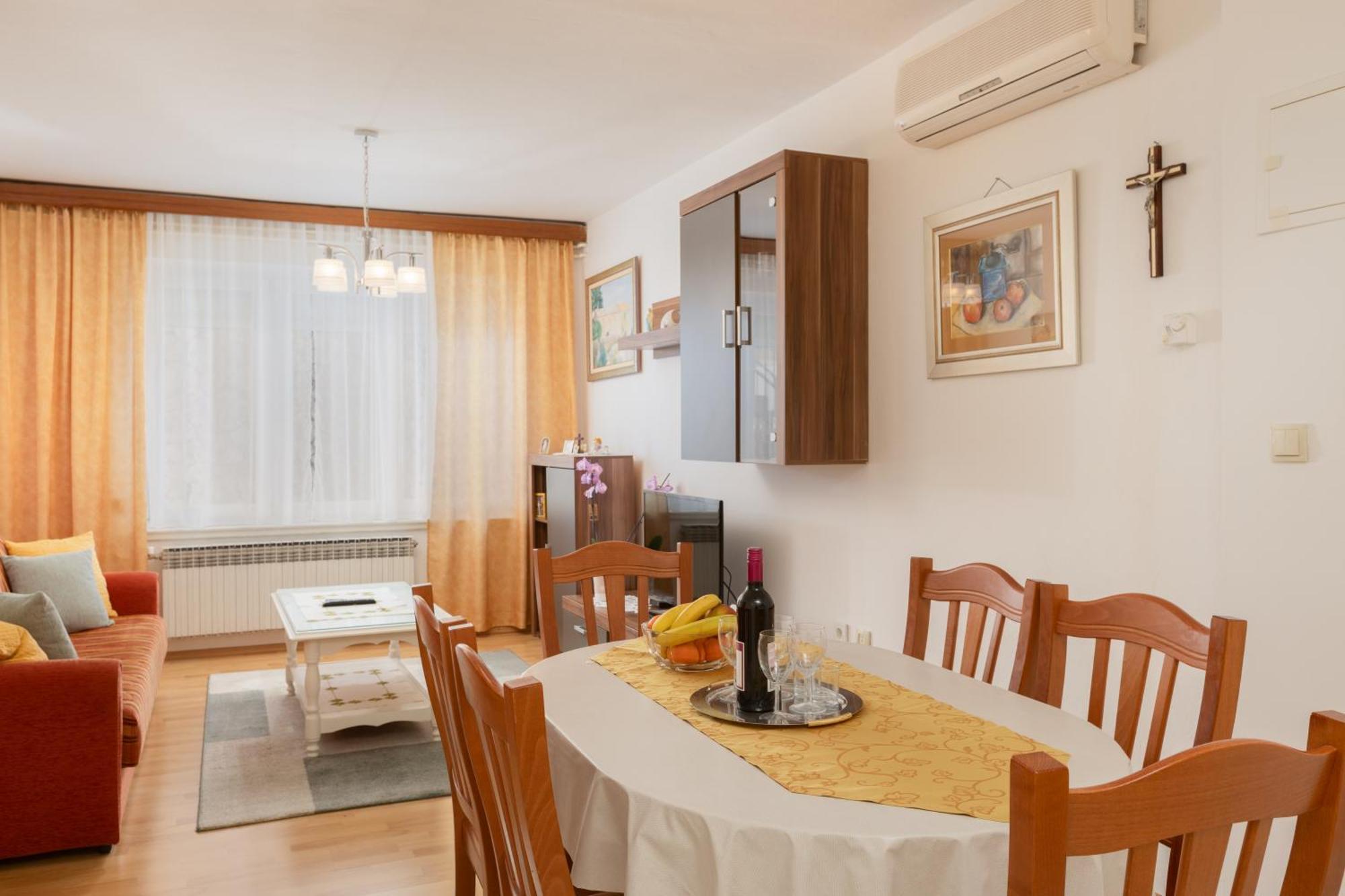 Brela Family Apartment エクステリア 写真