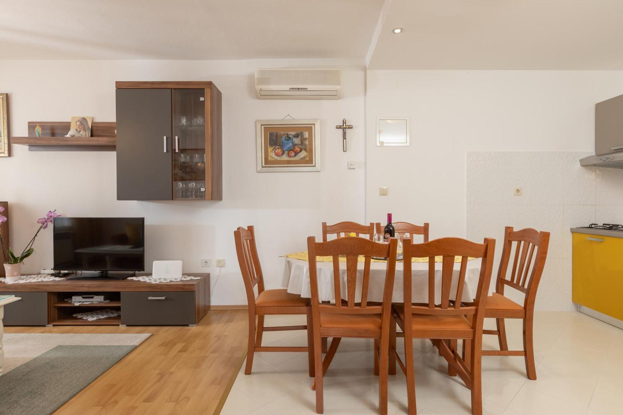 Brela Family Apartment エクステリア 写真